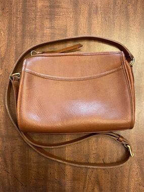 Vintage Coach Crossbody Austin Bag - British Tan - ‘Made in the United States’